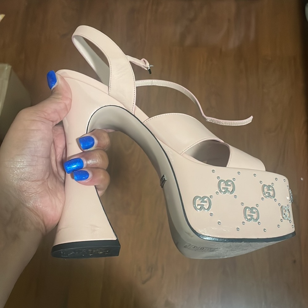 Gucci platform only worn 1 time - Picture 2 of 2